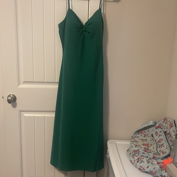 Guess brand wedding guest dress - Picture 4 of 4